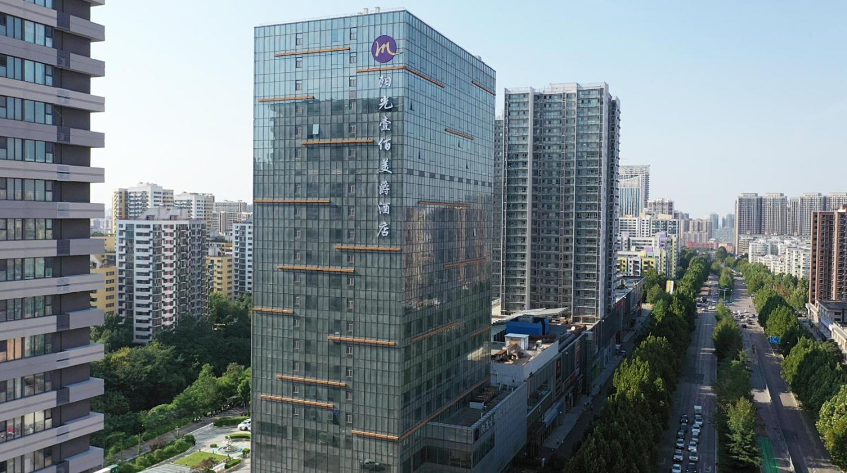 โรงแรมแกรนด์เมอร์เคียวจินานซันไชน์ จี่หนาน ภายนอก รูปภาพ